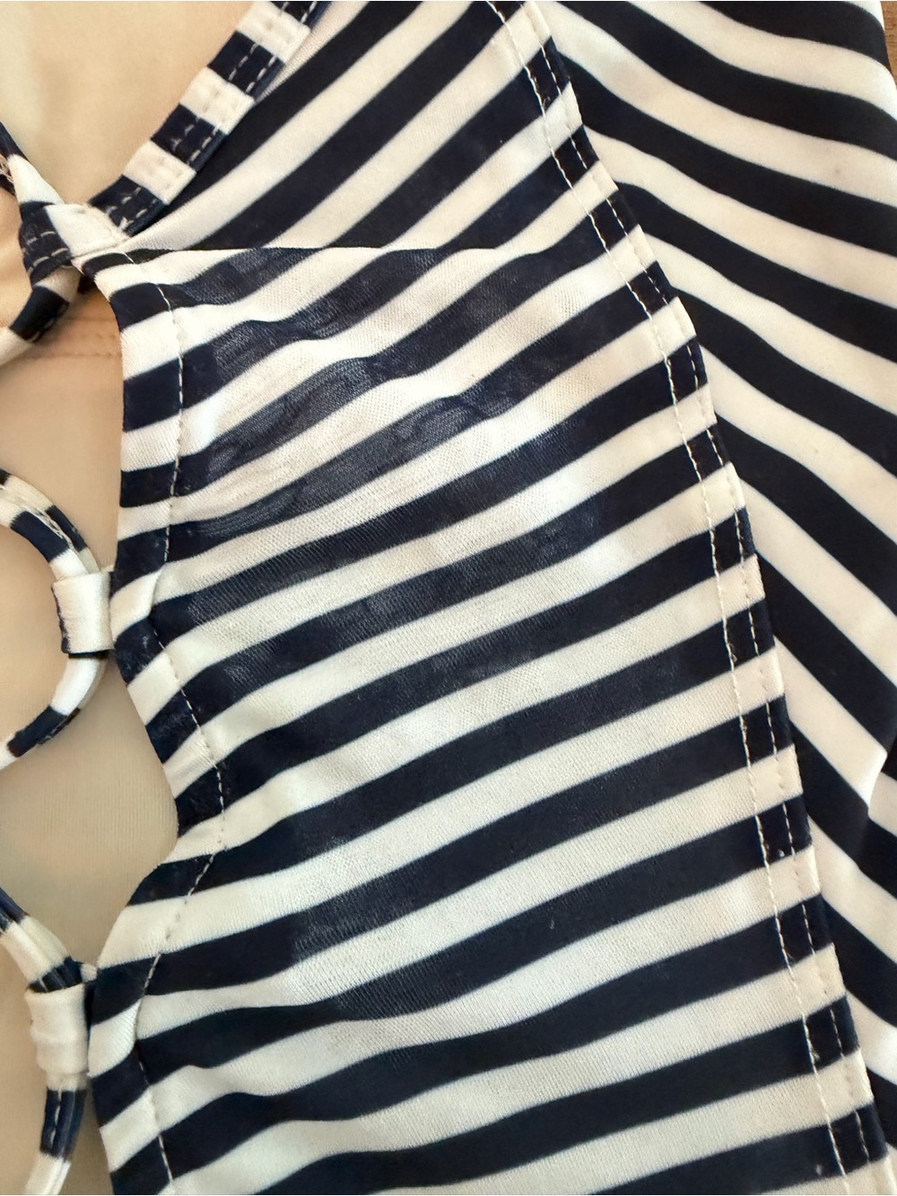 Albion The Weekender One-Piece - SIZE SMALL - Picture 11 of 12